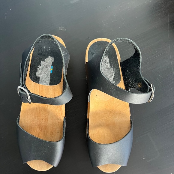 Clogs clogs clogs - Picture 2 of 5